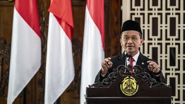 bahlil-dapat-tugas-dari-jokowi-babat-impor-lpg-dalam-2-bulan