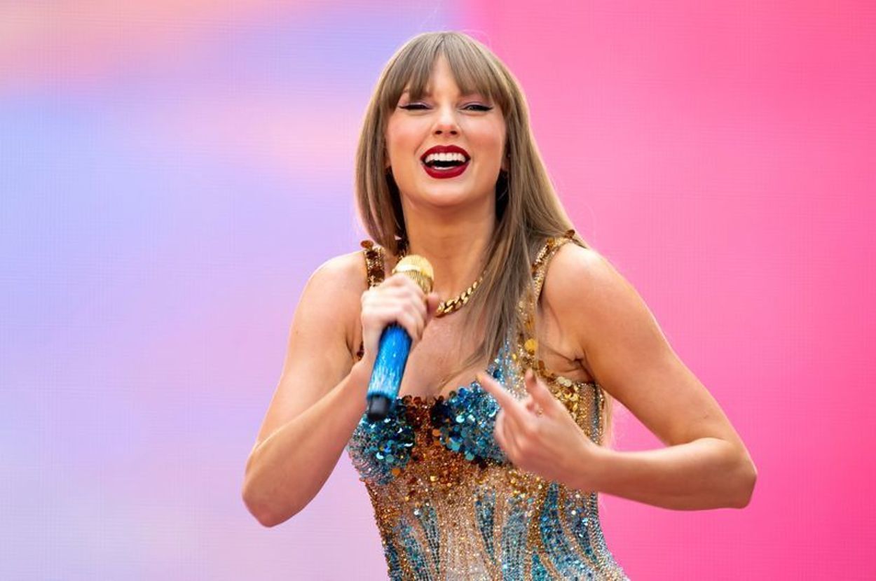 7-momen-yang-mungkin-anda-lewatkan-dari-tur-taylor-swift-di-london-eras-akhir-pekan