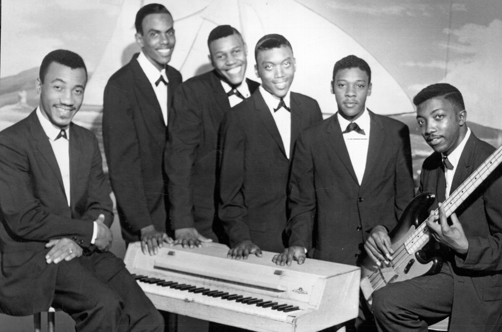 selamanya-no.-1:-maurice-williams-&-the-zodiacs-‘stay’