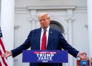 Trump tak henti-hentinya bicara soal penampilan Harris
