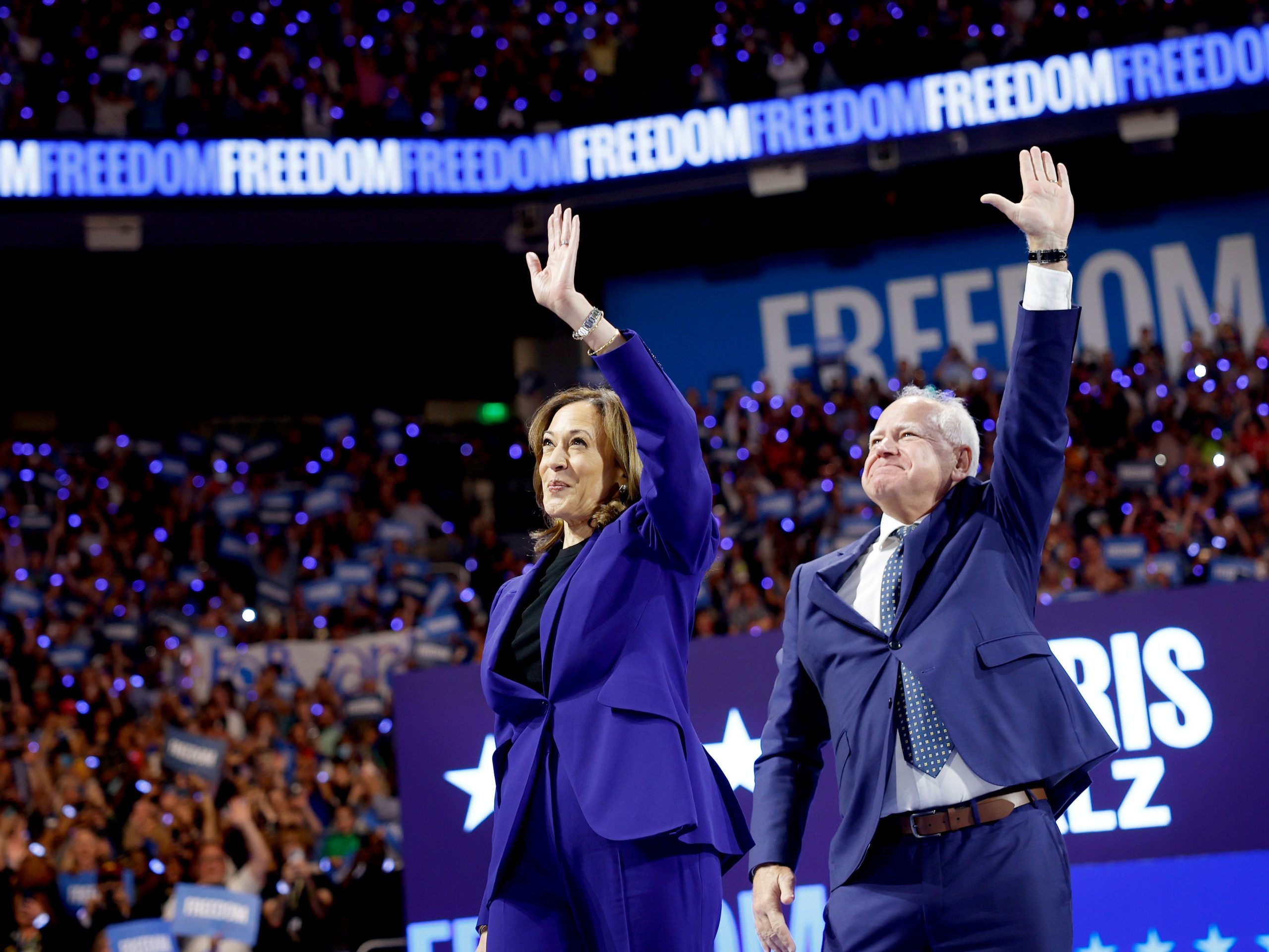 hillary-clinton-tidak-pernah-berkampanye-di-negara-bagian-wisconsin-pada-tahun-2016-kamala-harris-tidak-melakukan-kesalahan-itu.