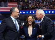 Anak buah Kamala Harris mulai menjauh