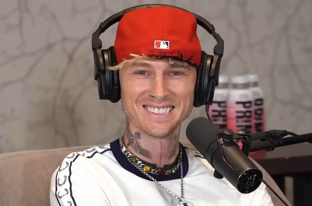 machine-gun-kelly-merasa-orang-kulit-putih-menstigmatisasi-dirinya-karena-perannya-di-hip-hop