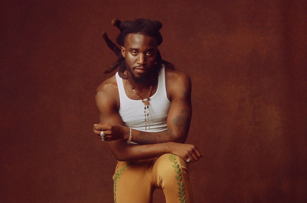 shaboozey-menambah-minggu-kedelapan-di-no-1-di-hot-100,-sabrina-carpenter-klaim-no.-2,-3-&-4