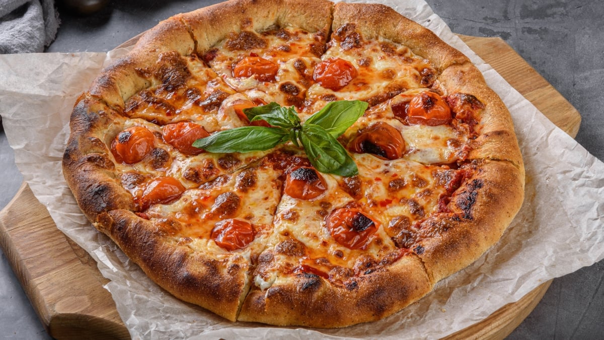 pizza-chatgpt-ini-sangat-populer-—-berikut-ini-adalah-isinya