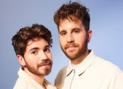Ben Platt & Noah Galvin Berjanji Akan Melangsungkan Pernikahan di Brooklyn: ‘Kami Masih Melayang’