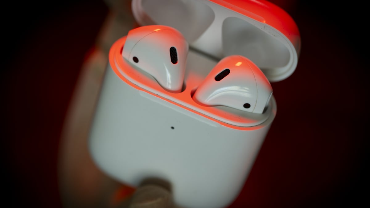 laporan-baru-mengungkap-kejutan-apple-airpods-4:-bukan-1-tapi-2-model-baru-dalam-perjalanan
