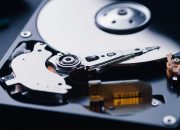 Hard Drive Industri Musik Tahun 90-an Sedang Mati