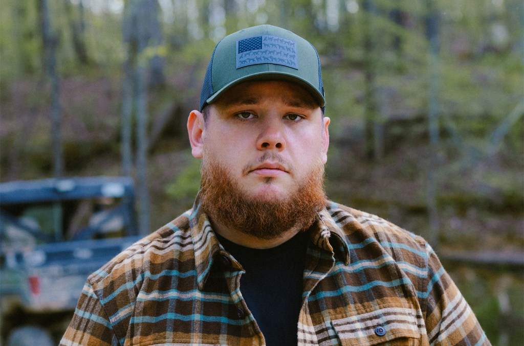 lagu-‘twister’-luke-combs-‘ain’t-no-love-in-oklahoma’-beralih-ke-no.-1-di-tangga-lagu-country-airplay