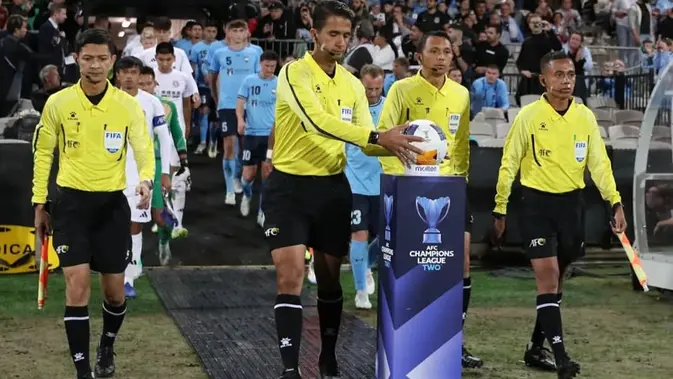 bikin-bangga!-ketika-4-wasit-indonesia-jadi-pengadil-laga-afc-champions-league-2