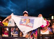 Penayangan Konser Juan Gabriel di Zócalo, Mexico City, Menarik 70.000 Orang
