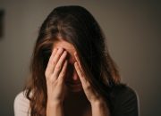Mengapa Wanita Lebih Sering Mengalami Migrain Dibanding Pria