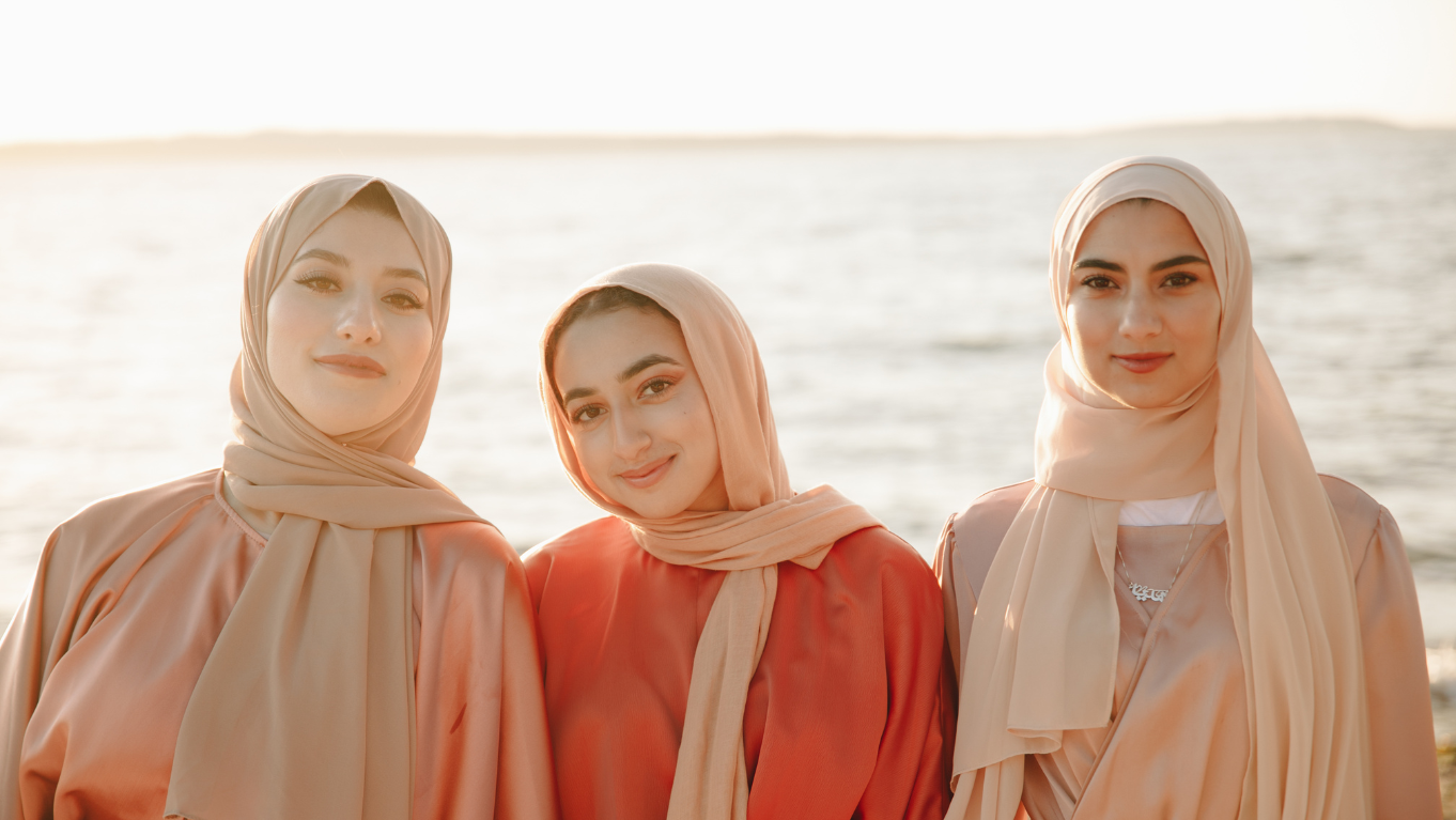 baju-mocca-cocok-dengan-jilbab-warna-apa?-7-kombinasi-ini-bisa-kamu-tiru!