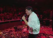 Banda MS & Alfredo Olivas Memerintah Di Atas Pertunjukan Regional Meksiko Dengan ‘Tengo Claro’