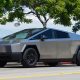 cybertruck-akhirnya-menjadi-self-driving-penuh-(diawasi)