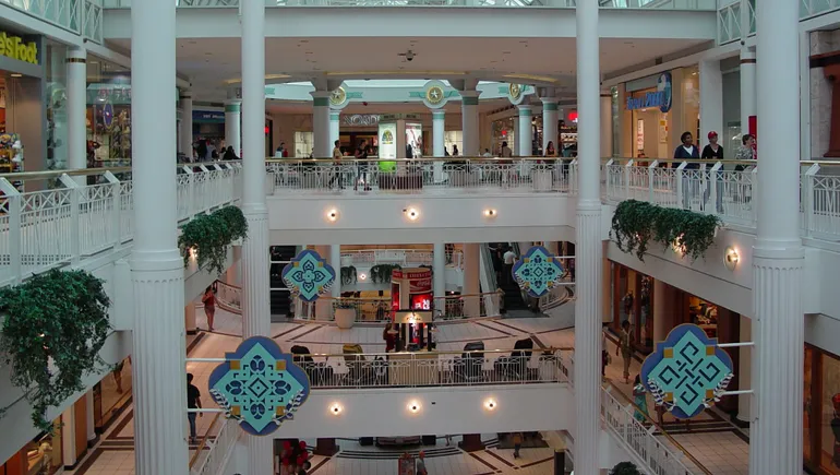 simon-memanfaatkan-influencer-untuk-menarik-gen-z-ke-mall