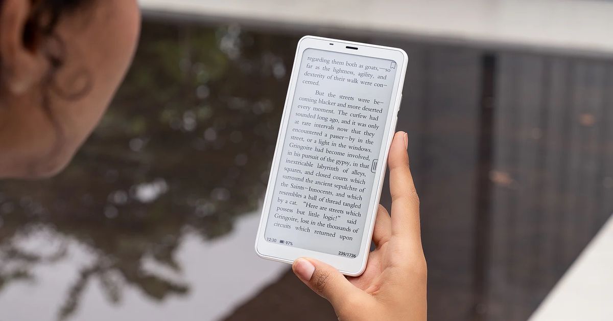 e-reader-boox-palma-seukuran-ponsel-pintar-dijual-khusus-untuk-pembaca-verge