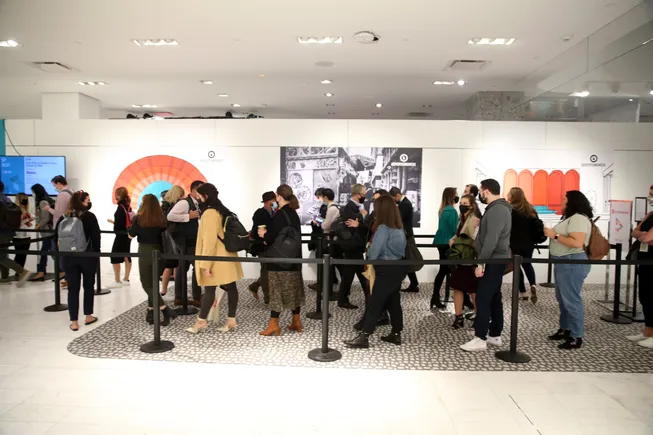 konferensi-media-sosial-teratas-yang-harus-ditonton-pada-tahun-2025