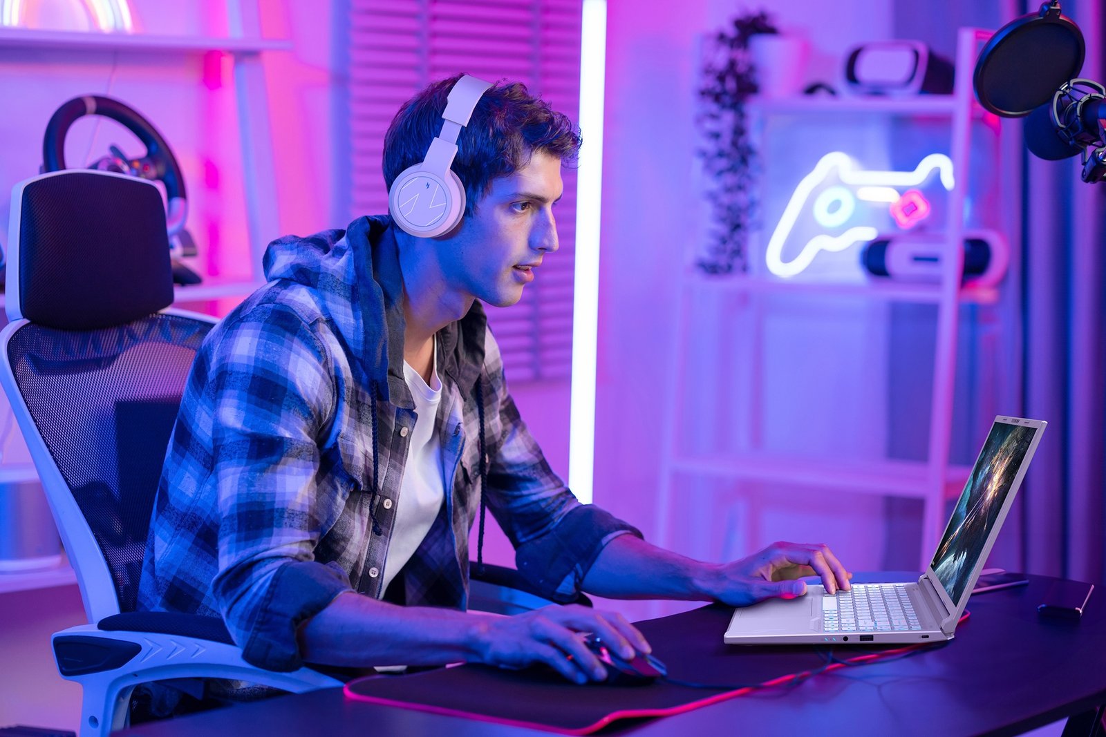 acer-luncurkan-nitro-v-ai-buat-content-creator