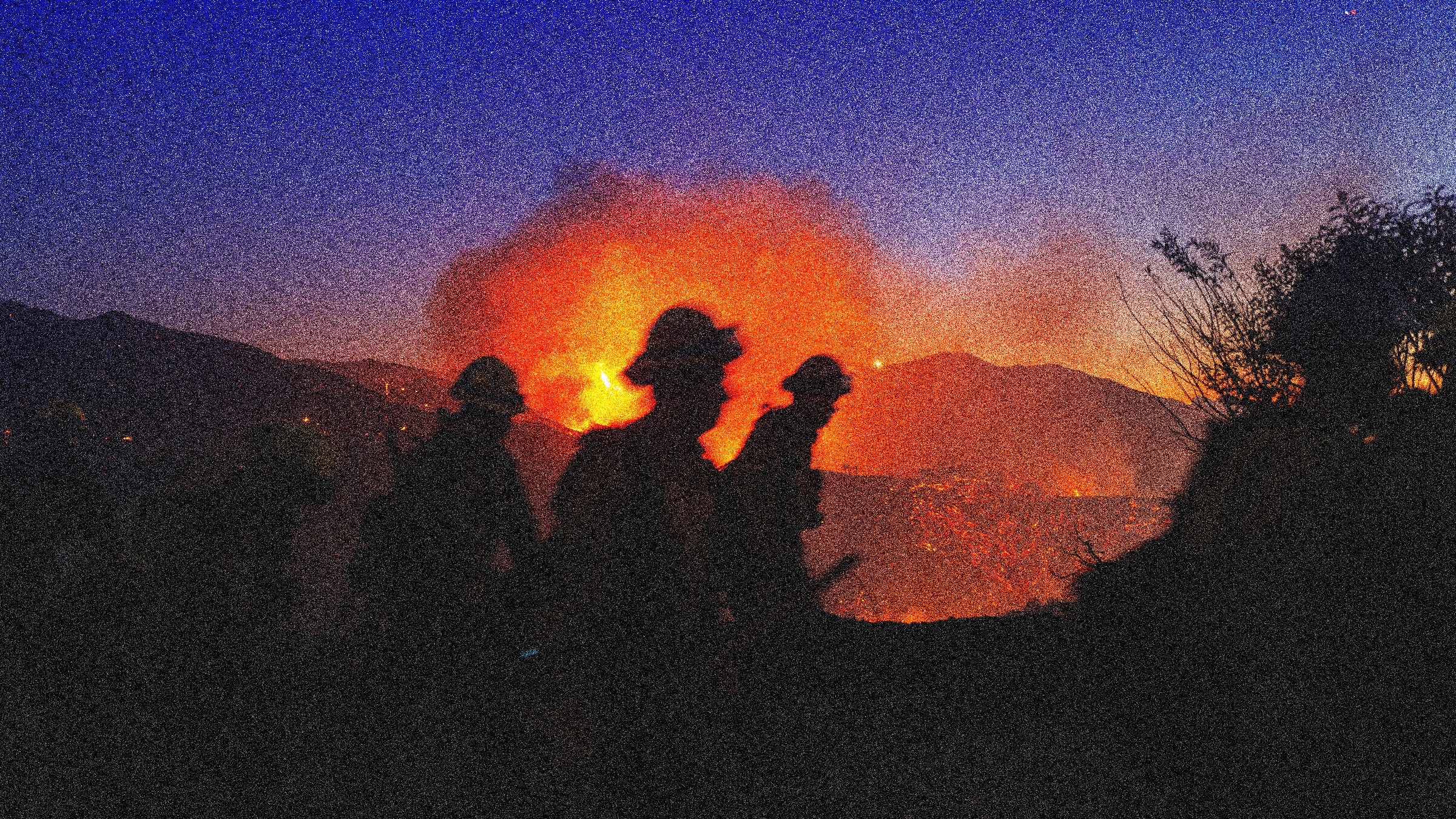 ekstremis-kanan-jauh-larping-sebagai-pekerja-darurat-di-los-angeles