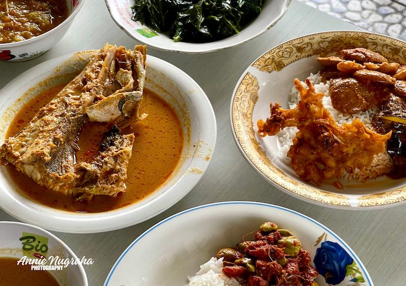 makan-enak-di-warnas-etek-pontianak