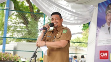 bobby-nasution-resmikan-balai-nikah-di-mal,-pelaminan-gratis