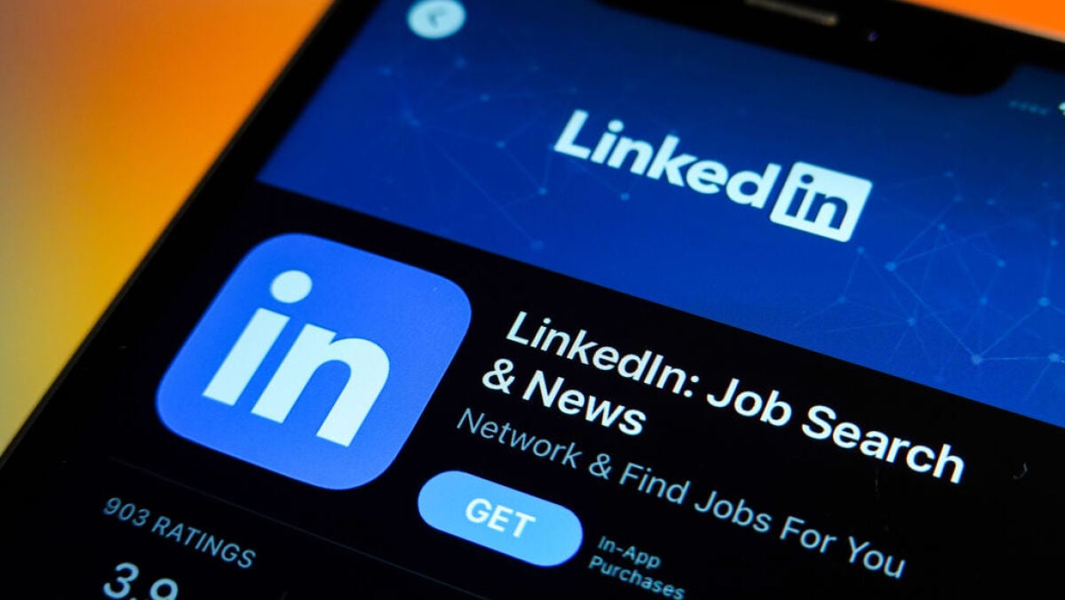 linkedin-hit-dengan-gugatan-menuduh-pesan-pribadi-digunakan-untuk-melatih-model-ai