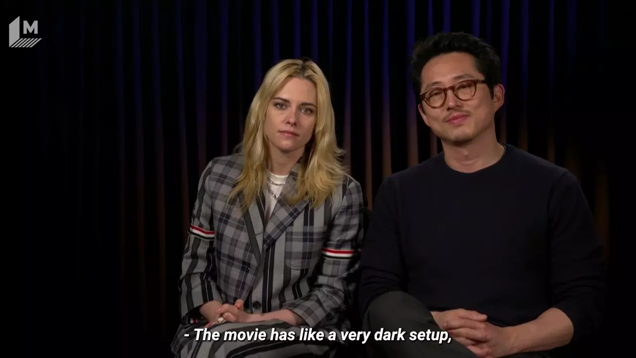kristen-stewart-dan-steven-yeun-tentang-why-love-me-is-a-date-movie