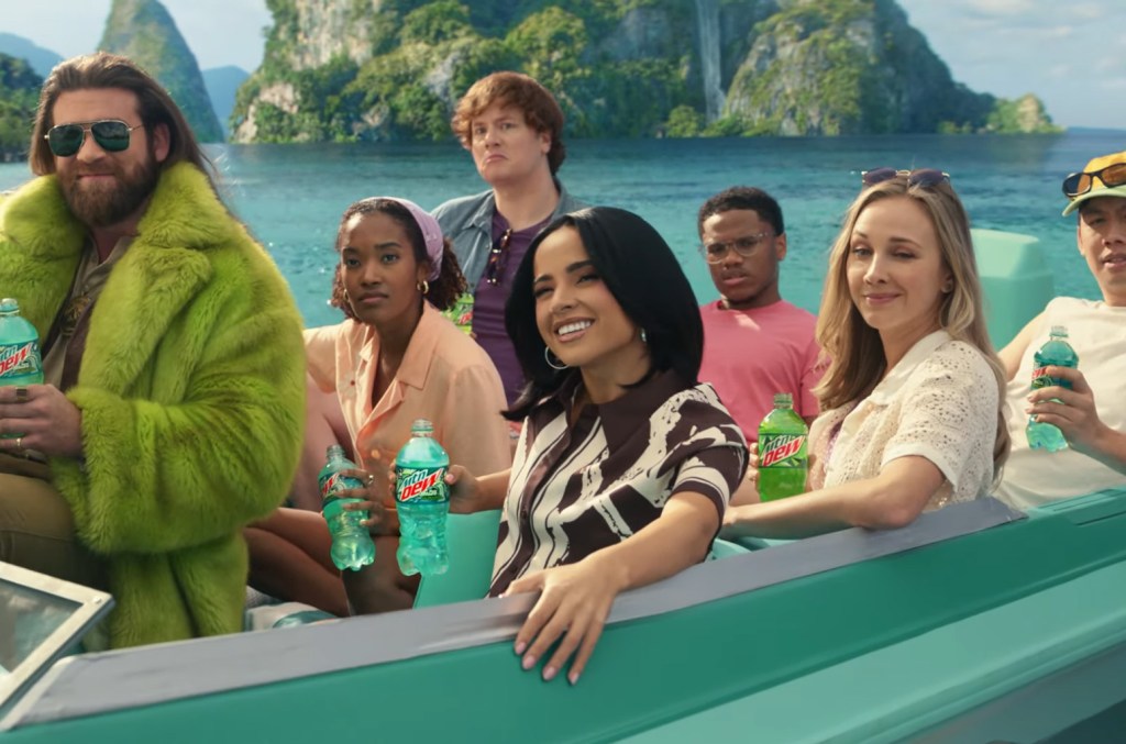 becky-g-siap-untuk-‘membawa-orang-besar’-di-aquatic-super-bowl-ad-teaser:-watch