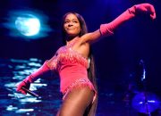 Milkshake Festival Menghapus Azealia Banks Mengikuti Terkejut Publik atas Anti-LGBTQ+ Komentarnya