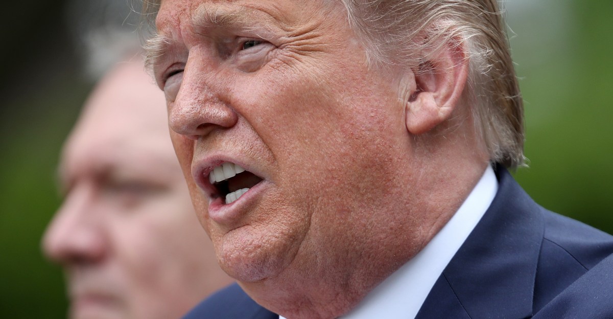trump-vs-twitter:-presiden-mengambil-moderasi-media-sosial