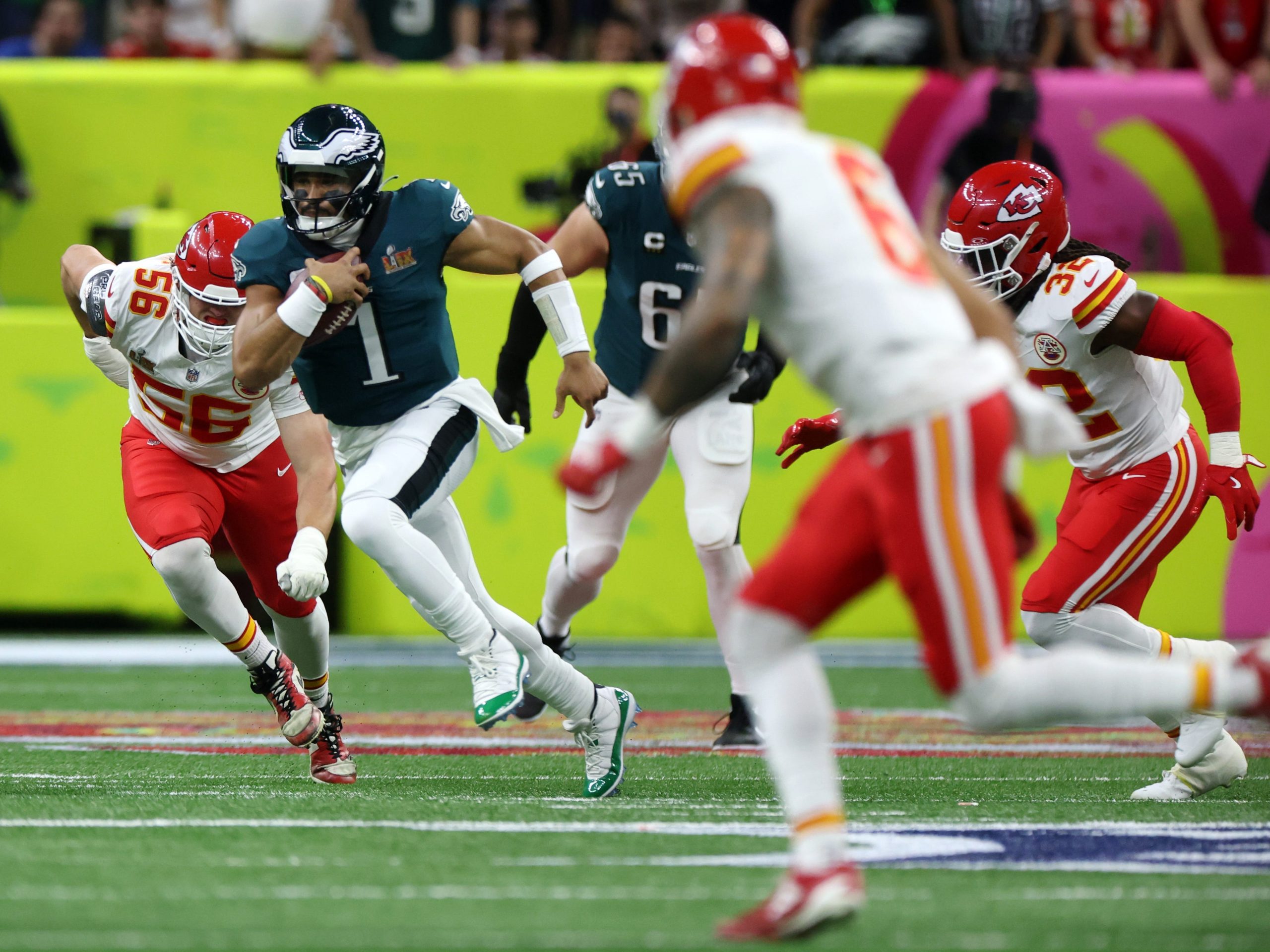 bagaimana-streamer-tubi-membantu-meningkatkan-siaran-super-bowl-fox-ke-tinggi-pemirsa-baru
