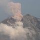 gunung-semeru-kembali-erupsi,-letusannya-setinggi-800-meter
