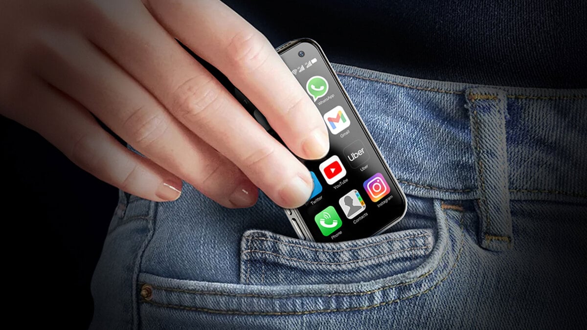 ditch-the-brick-smartphone-mini-setengah-off-ini-cocok-di-mana-saja