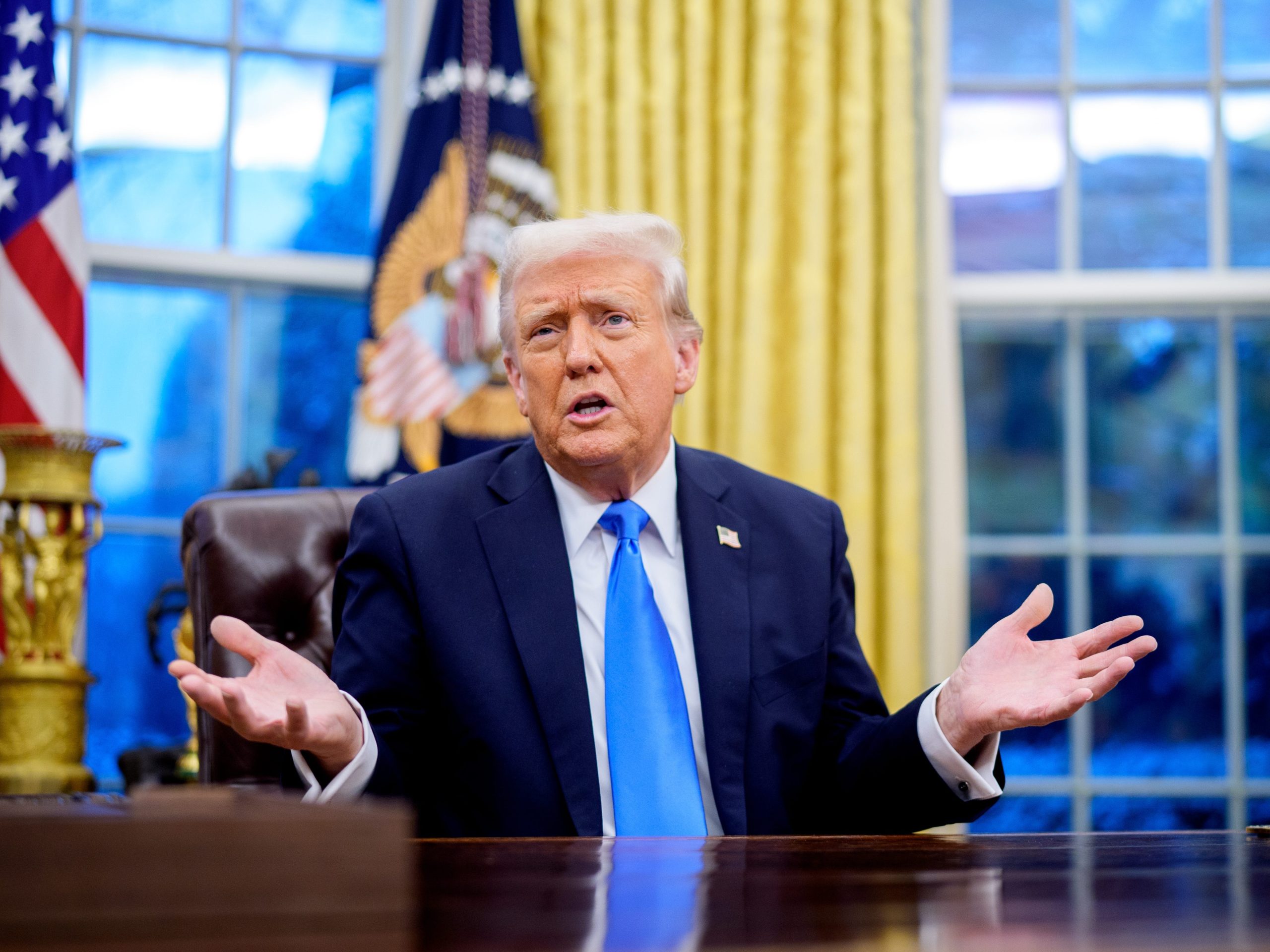 hakim-menyebut-upaya-pembekuan-pendanaan-federal-administrasi-trump-‘disembuhkan’-dalam-rangka-memblokirnya