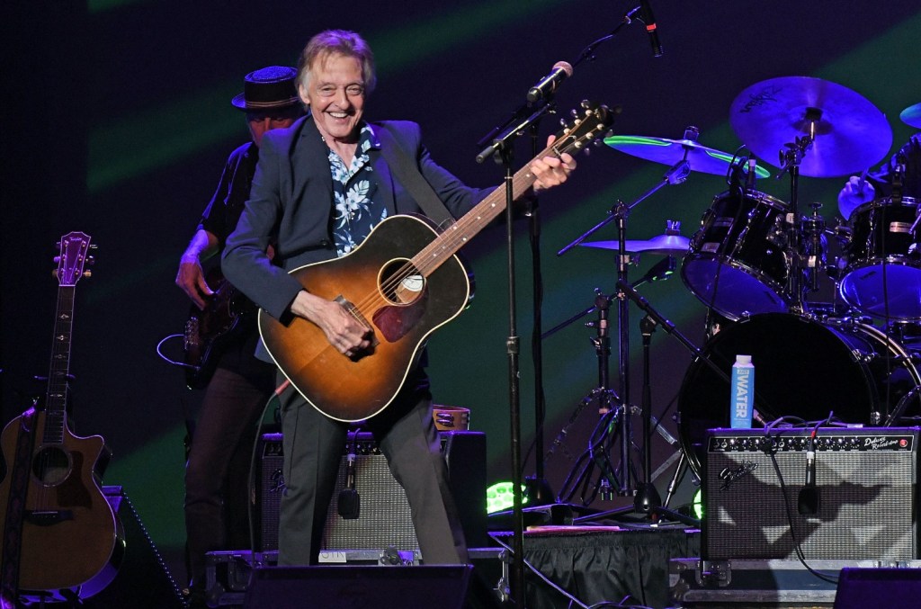 joey-molland,-gitaris-dan-anggota-terakhir-badfinger,-meninggal-di-77