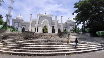 jadwal-imsak-dan-subuh-makassar-hari-ini,-selasa-4-maret-2025