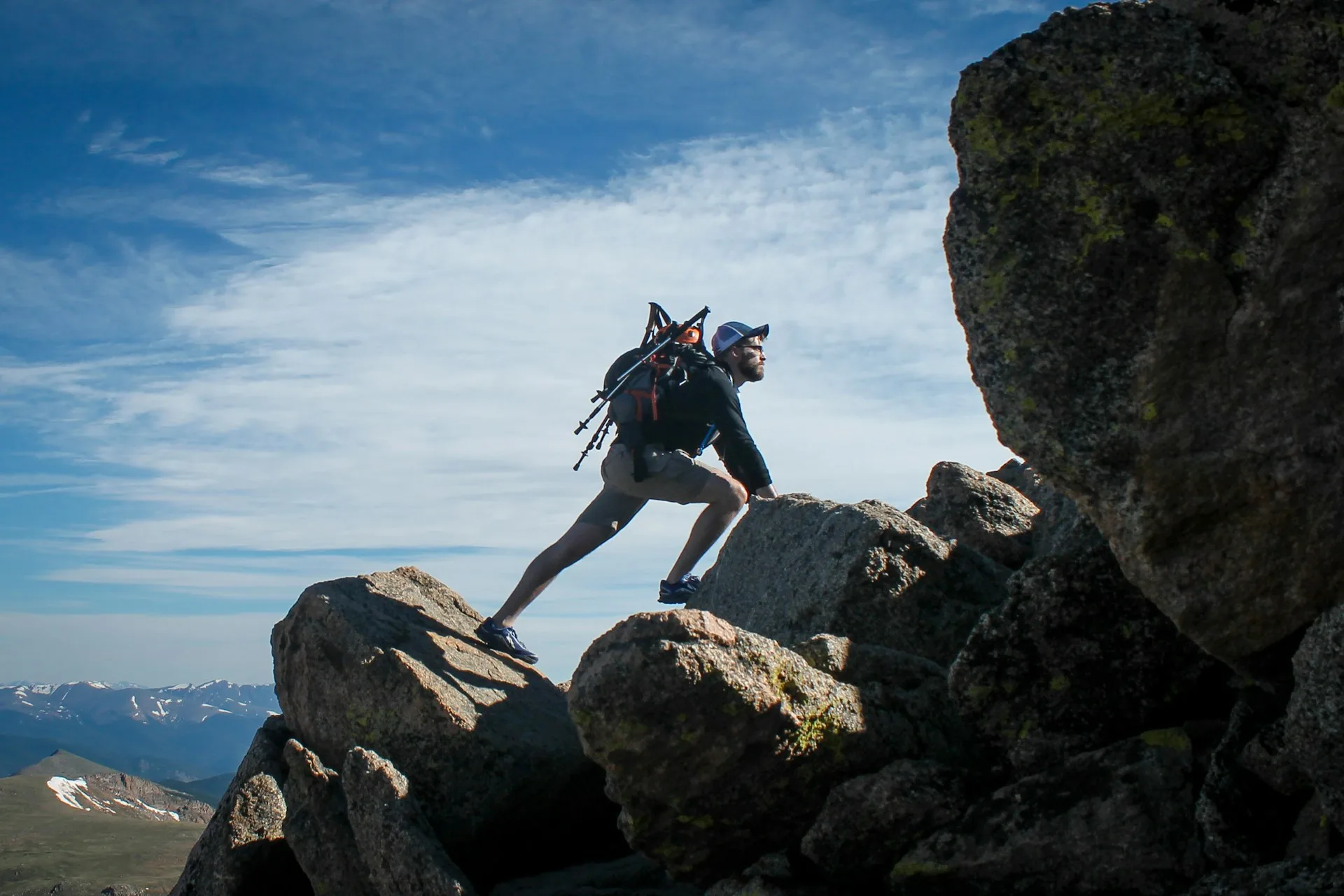 13-tips-mendaki-gunung-bagi-pemula-agar-tetap-aman-dan-nyaman