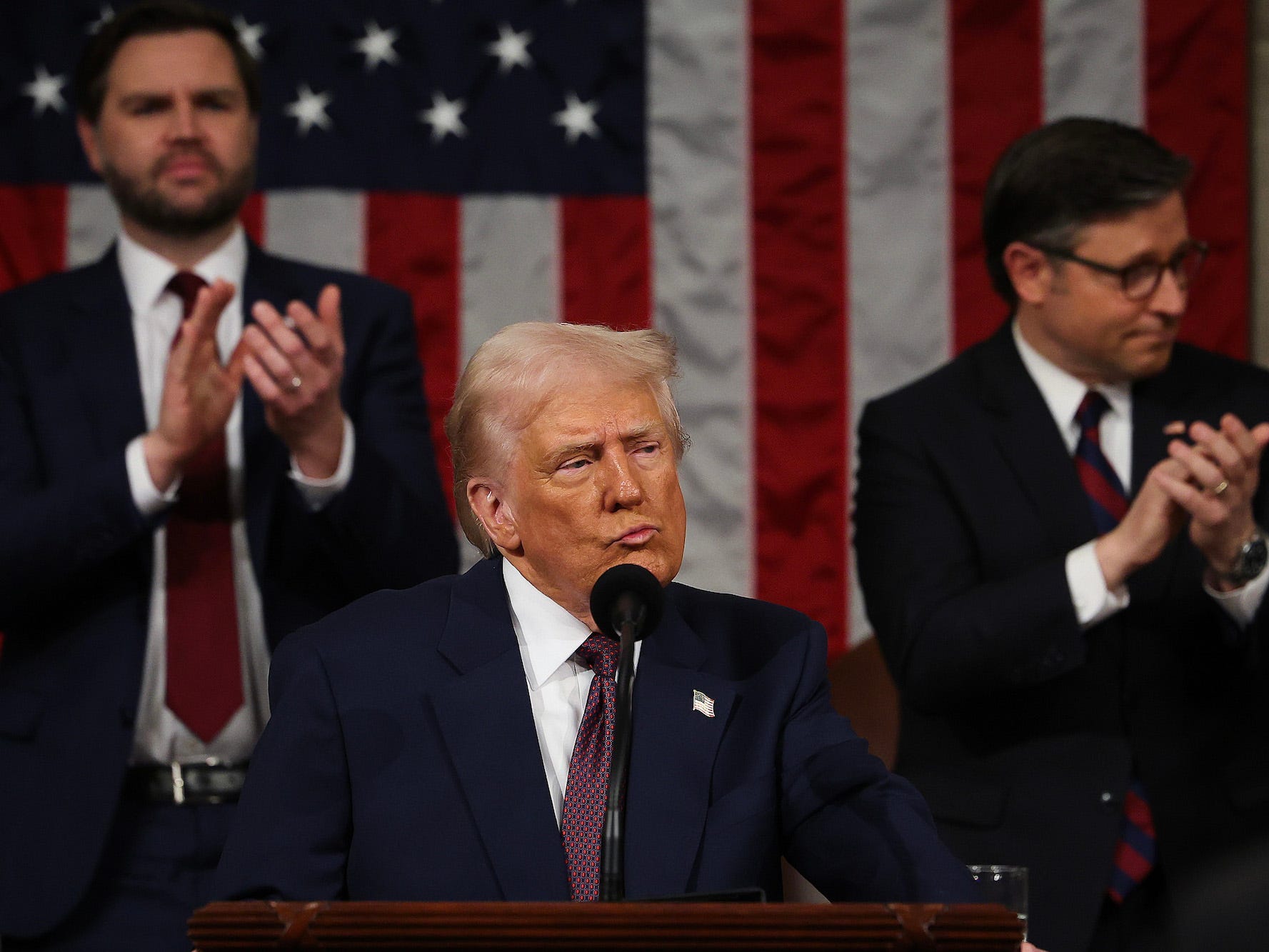 trump-ingin-partai-republik-‘menyingkirkan’-aksi-chip-mereka-mungkin-mengabaikannya.