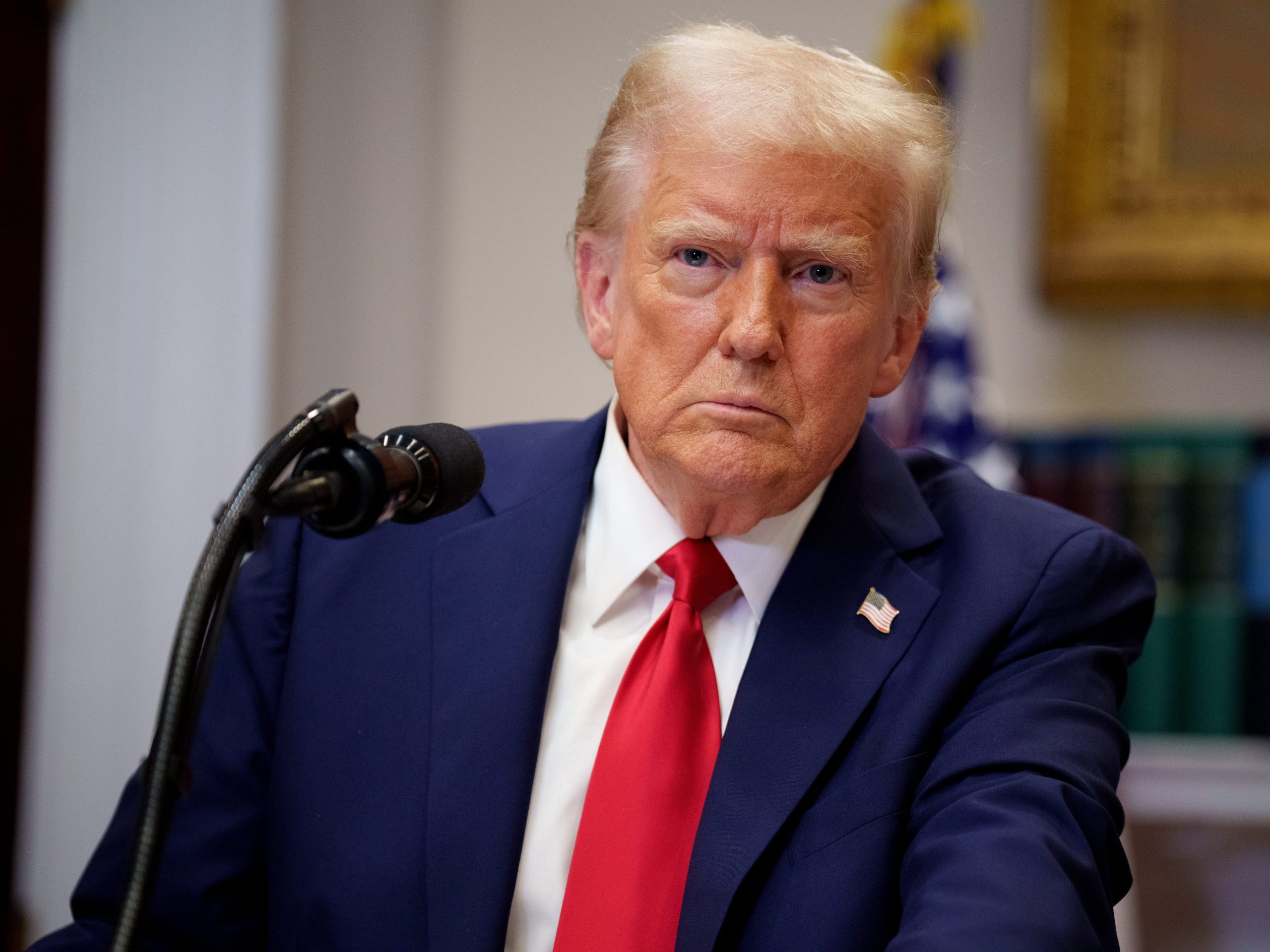 tempat-bir-menjual-‘paket-kepresidenan’-untuk-memasok-bir-kanada-yang-cukup-untuk-bertahan-selama-masa-jabatan-trump