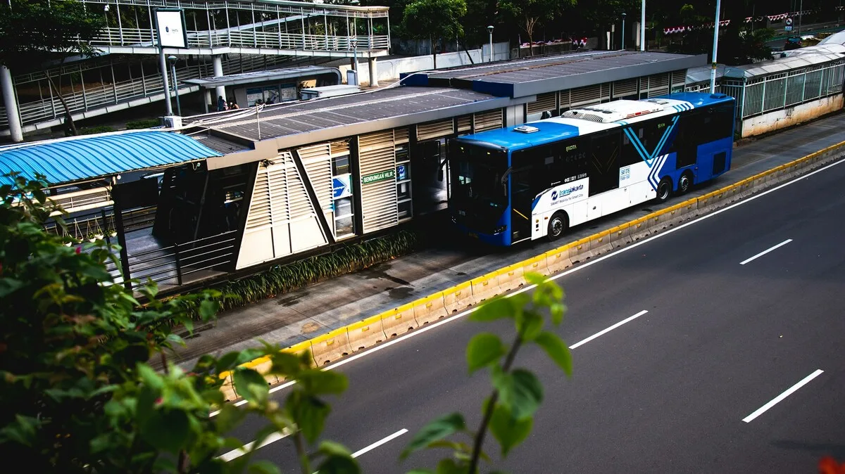 ini-daftar-halte-transjakarta-terdekat-semua-cabang-bobopod