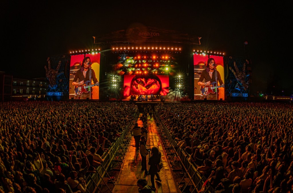 vive-latino-2025:-caifanes,-los-angeles-azules-&-molotov-di-antara-hari-terbaik-1