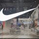 membeli-sepatu-nike-anda-secara-online-semakin-mahal