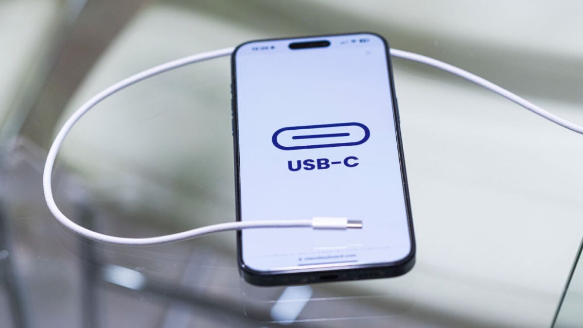 iphone-portless-tanpa-usb-c-lebih-dekat-dengan-kenyataan-saat-ue-membersihkan-jalan