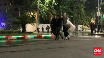 2-jurnalis-alami-kekerasan-–-intimidasi-aparat-saat-aksi-tolak-uu-tni
