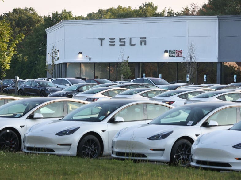 fbi-meluncurkan-gugus-tugas-tesla-untuk-menyelidiki-ancaman-terhadap-perusahaan