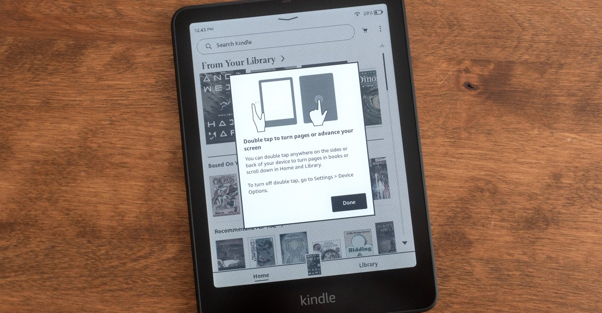 some-kindles-sekarang-memungkinkan-anda-untuk-mengetuk-dua-di-mana-saja-untuk-membalik-halaman