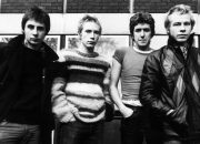 John Lydon Nixes Ide tentang Reuni dengan Pistol Seks ‘Bangun’: ‘Saya adalah pistol, dan mereka tidak’