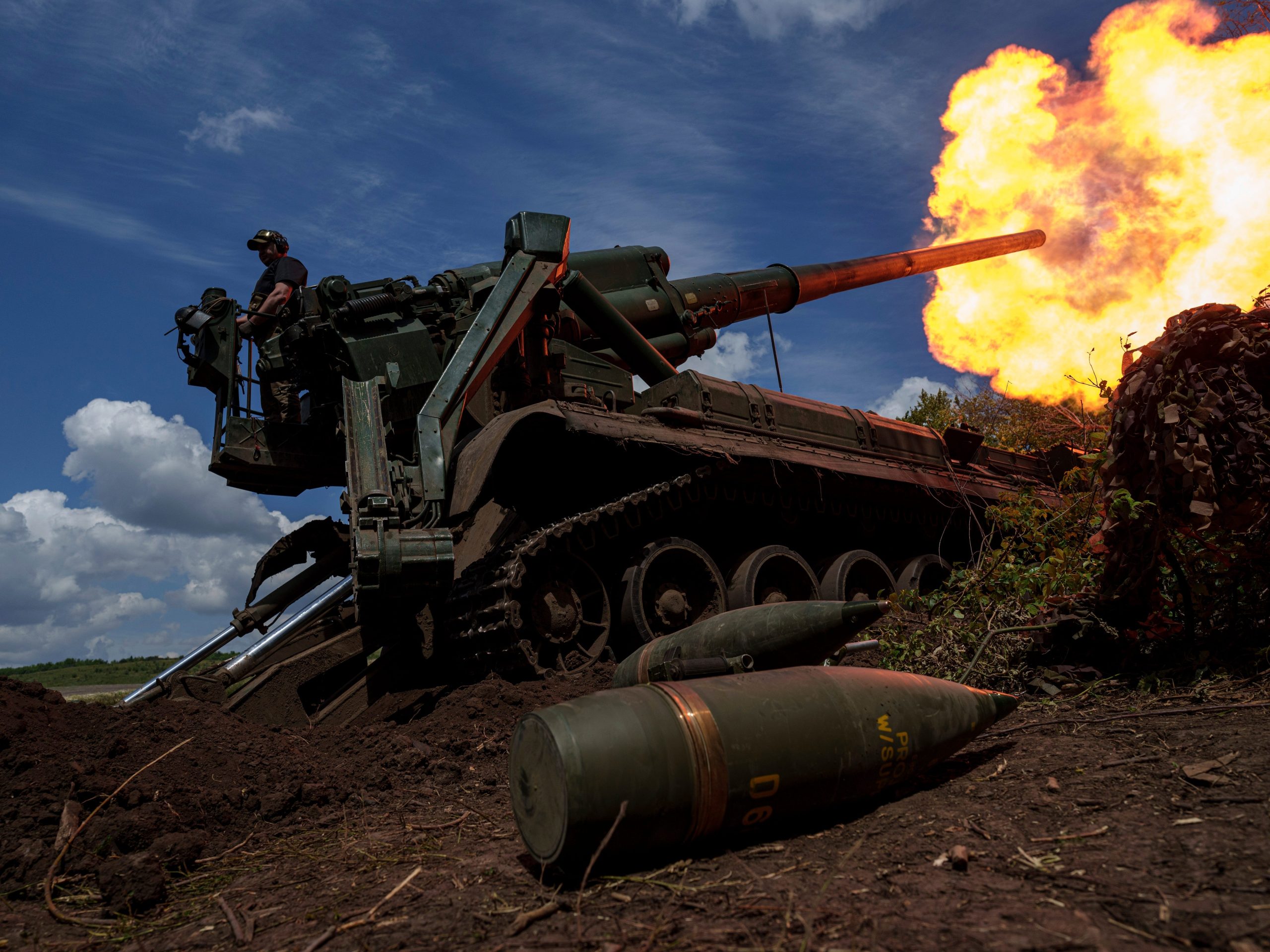 rusia-di-jalur-untuk-membangun-artileri-cangkang-stokpile-tiga-kali-lipat-ukuran-gabungan-as-dan-eropa:-top-us-general