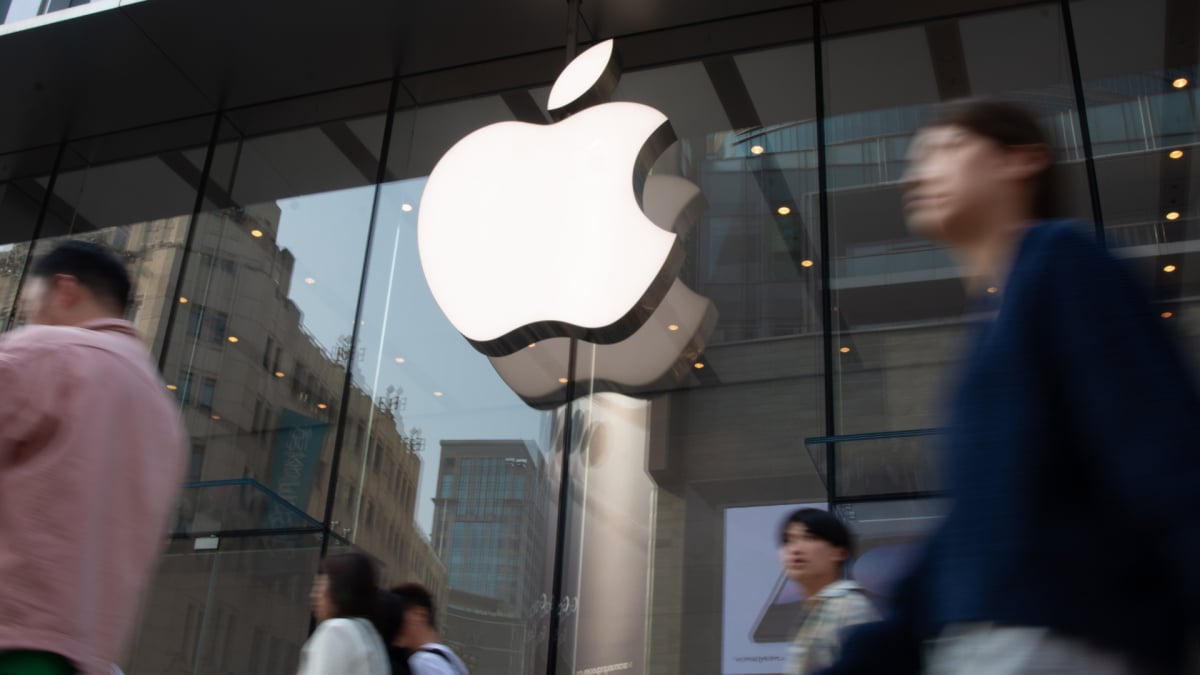orang-orang-panik-membeli-iphone-di-depan-kenaikan-harga,-klaim-laporan